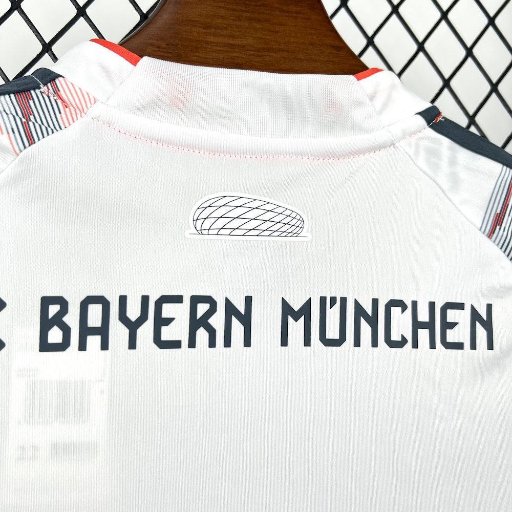 Ensemble Bayern Munich Exterieur Enfant 2025-2026
