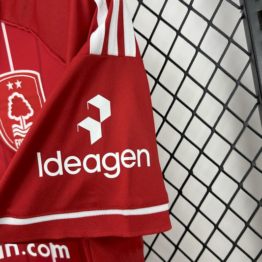 Maillot Domicile Nottingham Forest 2025-2026