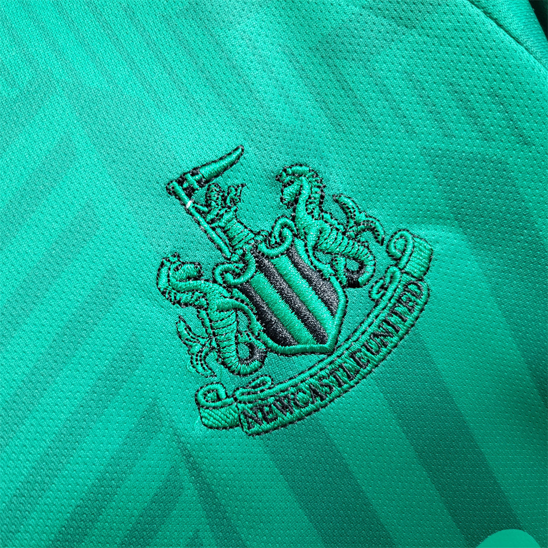 Ensemble Newcastle Exterieur Enfant 2023-2024