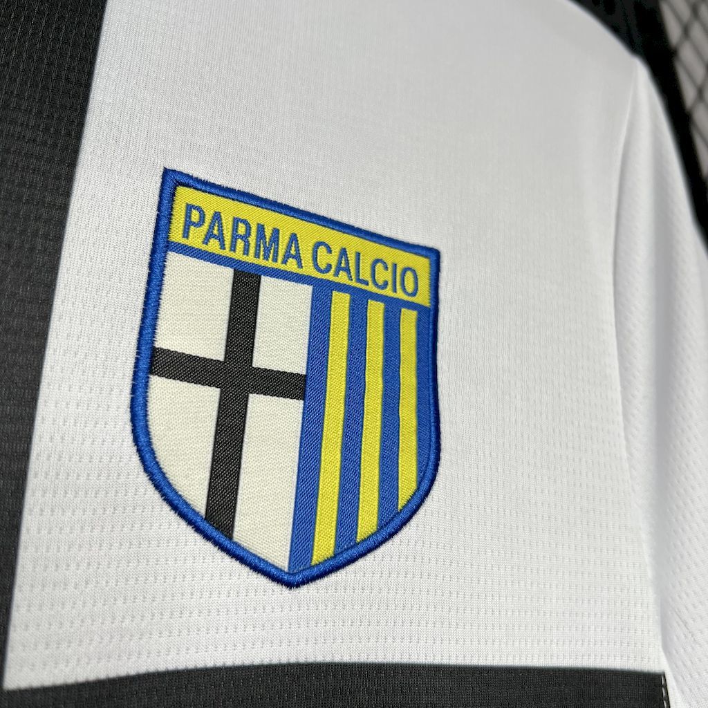Maillot Domicile Parme 2024-2025