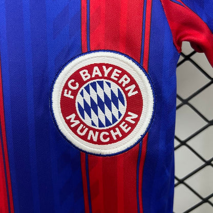 Ensemble Bayern Munich Domicile Retro Enfant 1995-1996