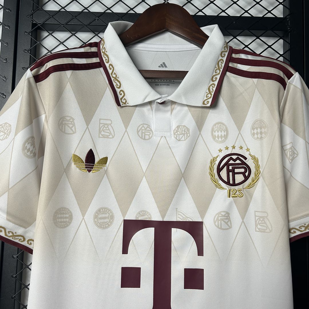 Maillot Edition Spéciale 125th Bayern Munich 2024-2025