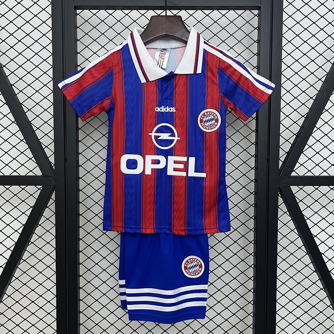 Ensemble Bayern Munich Domicile Retro Enfant 1995-1996