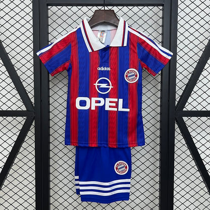 Ensemble Bayern Munich Domicile Retro Enfant 1995-1996