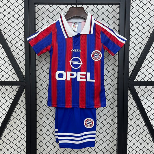 Ensemble Bayern Munich Domicile Retro Enfant 1995-1996