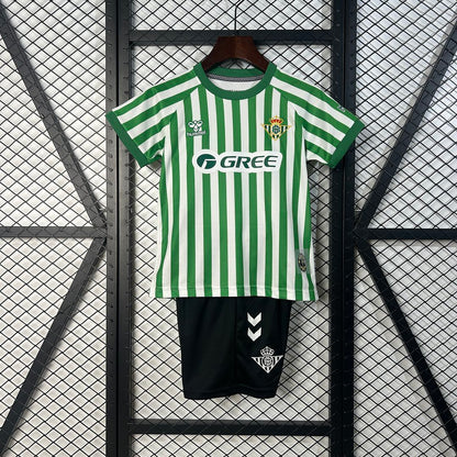 Ensemble Real Betis Conference League Final Enfant 2024-2025