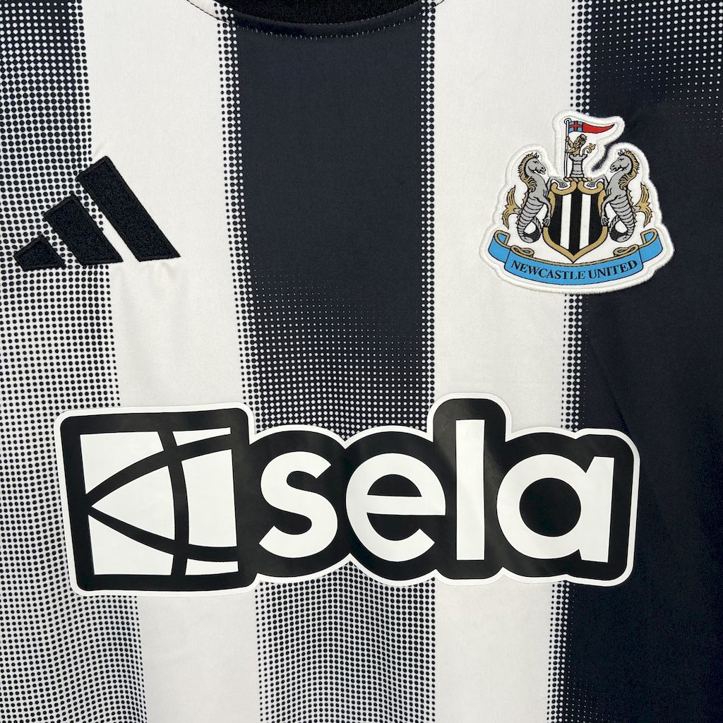 Maillot Domicile Newcastle 2025-2026