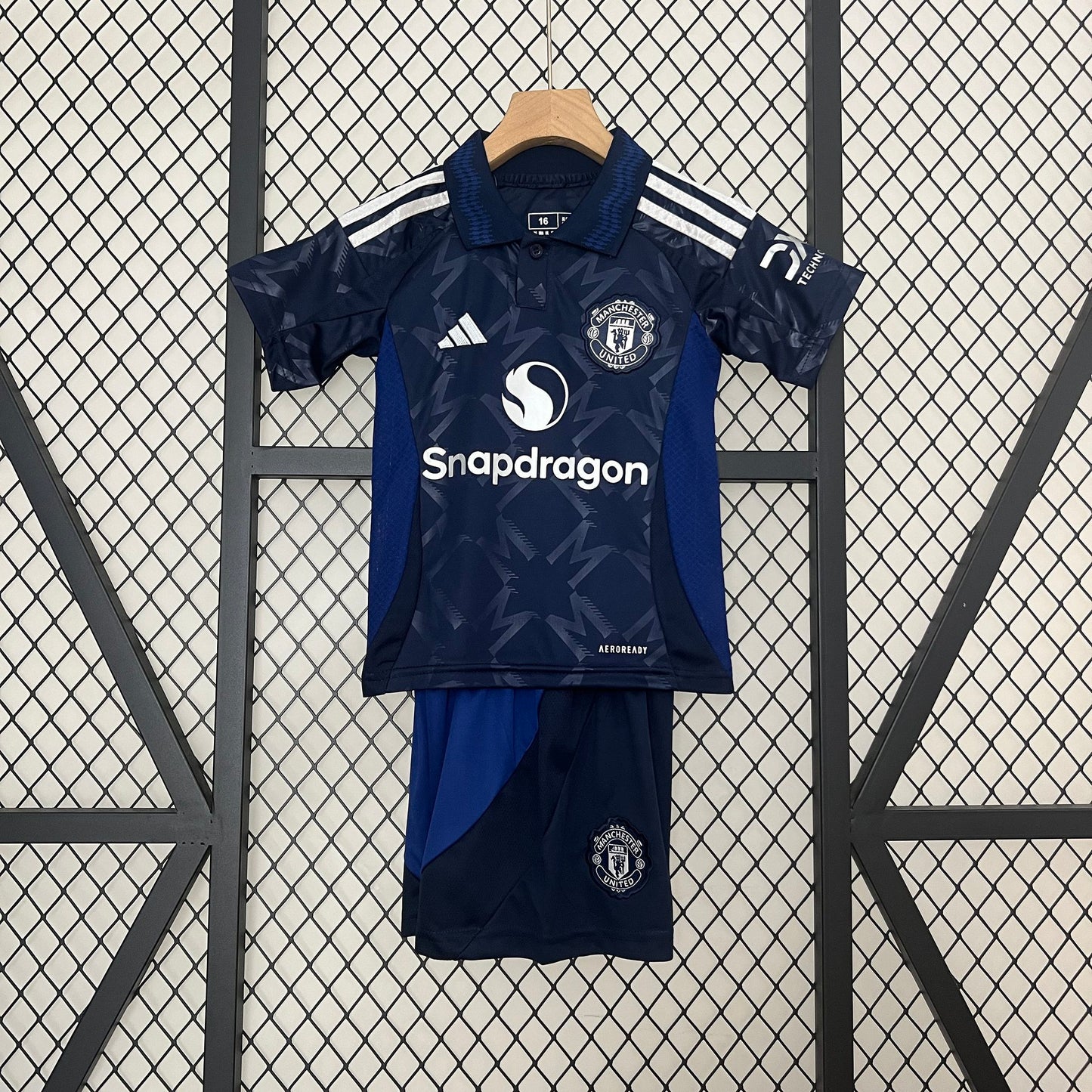 Ensemble Manchester United Exterieur Enfant 2024-2025