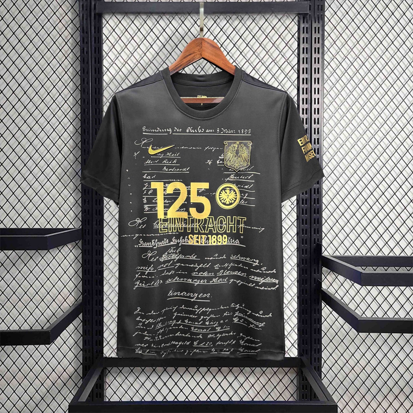 Maillot Edition Spéciale Eintracht Francfort 2024-2025