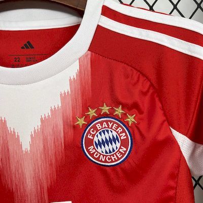 Ensemble Bayern Munich Domicile Enfant 2025-2026