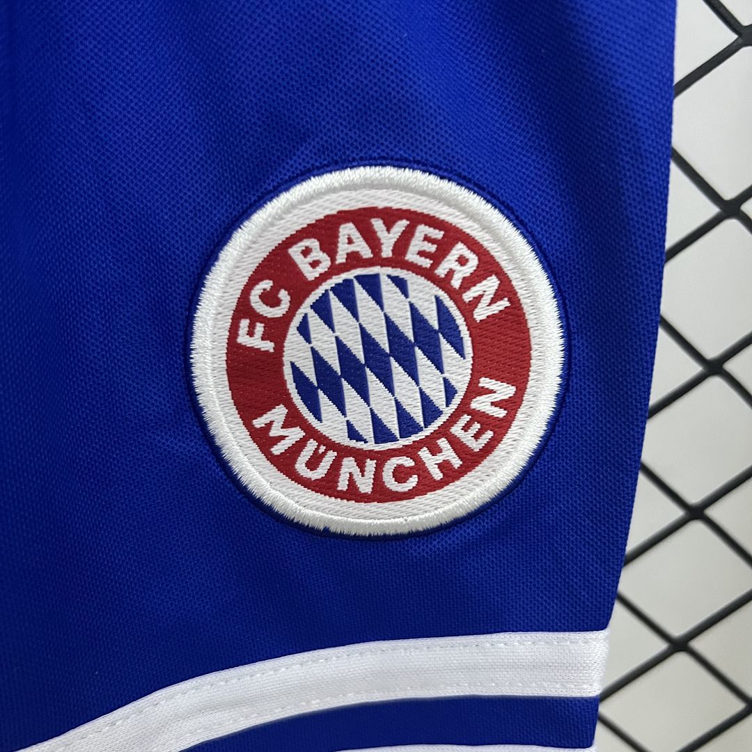 Ensemble Bayern Munich Domicile Retro Enfant 1995-1996