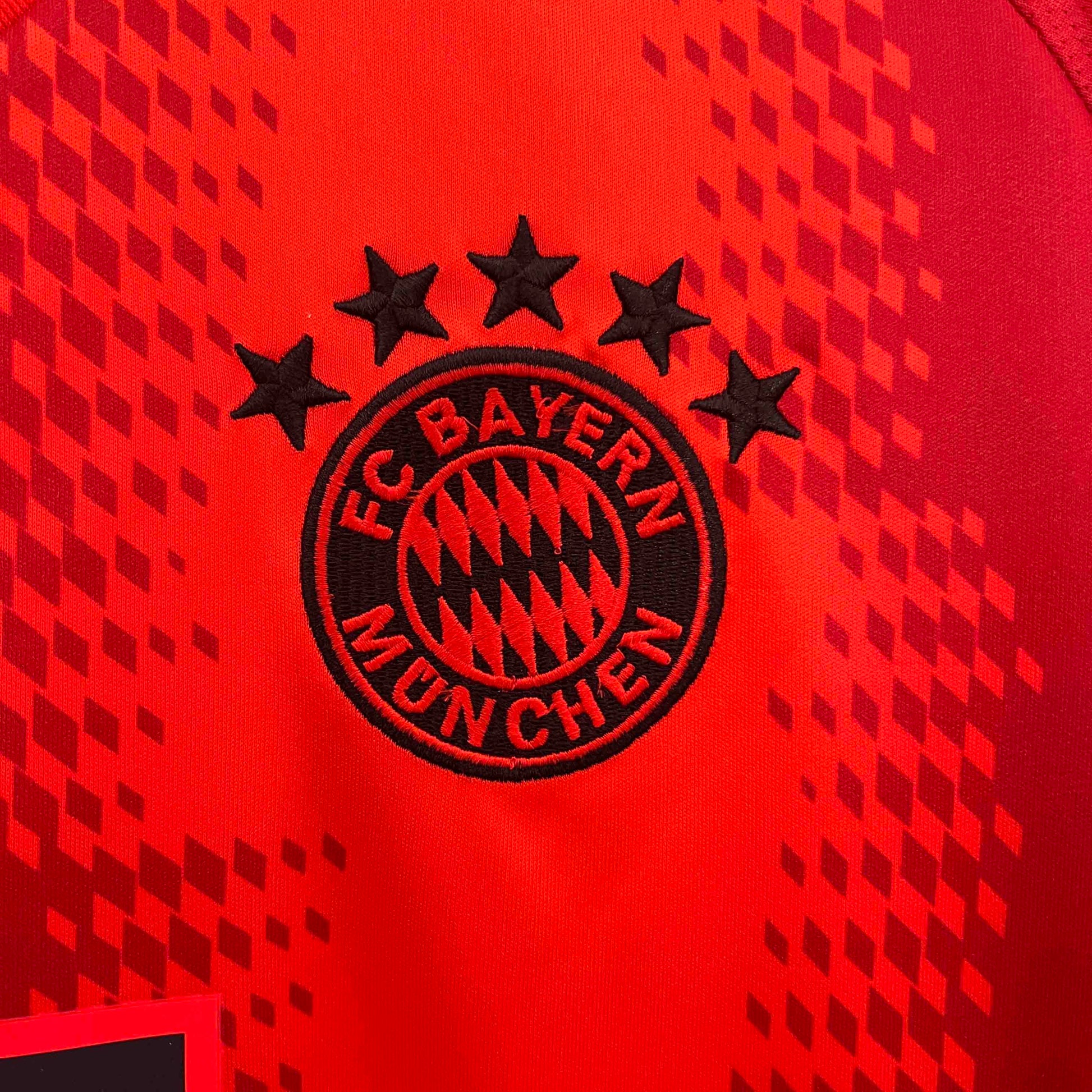 Maillot Domicile Bayern Munich 2024-2025