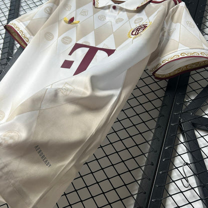 Maillot Edition Spéciale 125th Bayern Munich 2024-2025