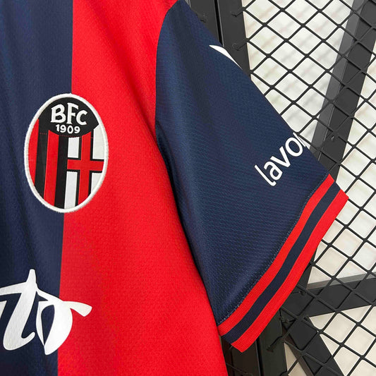 Maillot Domicile Bologne 2024-2025