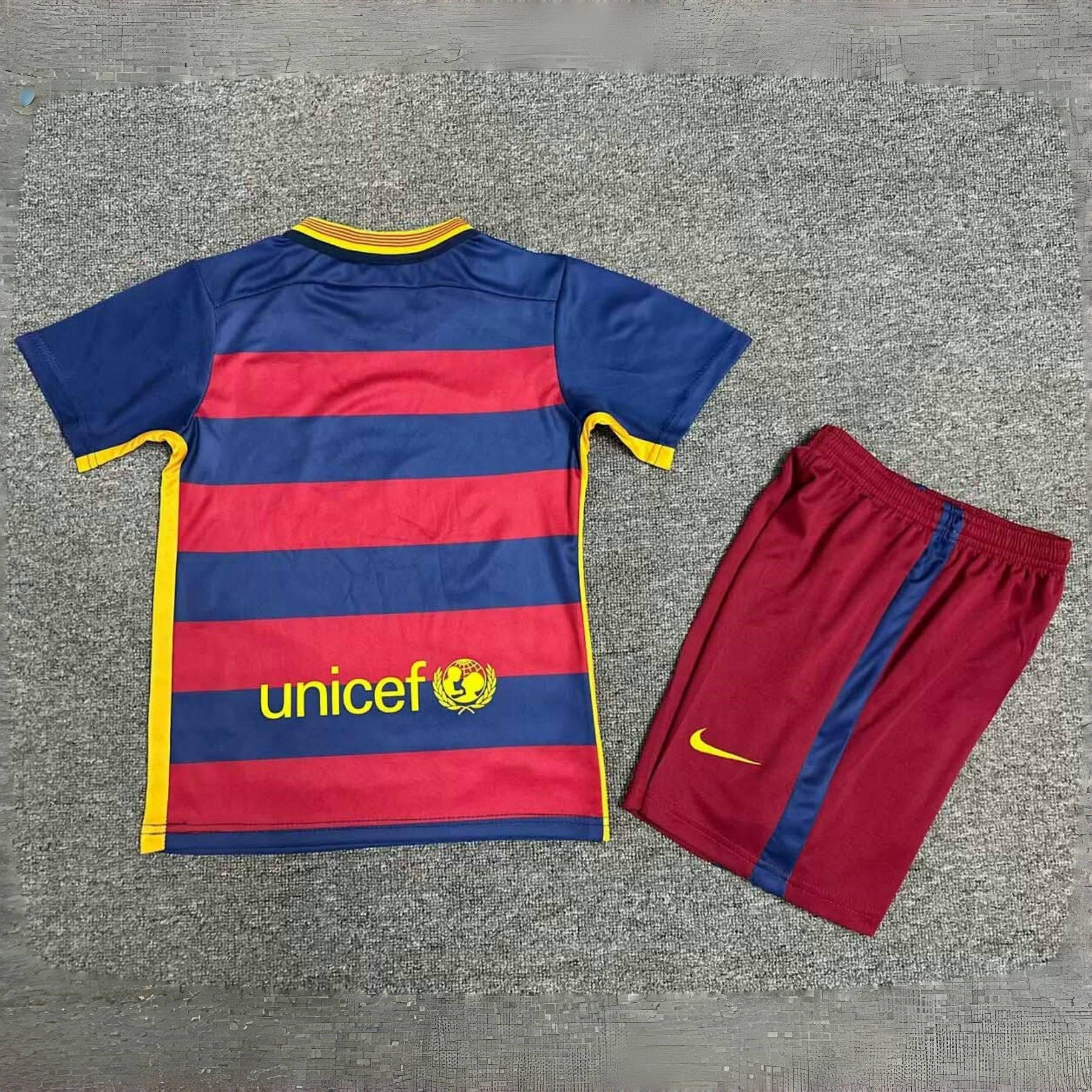 Ensemble FC Barcelone Domicile Retro Sport Enfant 2015-2016
