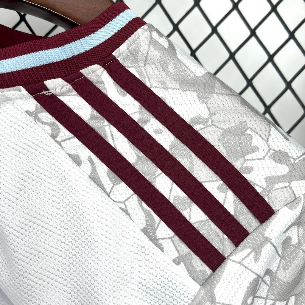 Maillot Third Aston Villa 2025-2026
