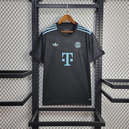 Maillot Edition Spéciale Noir Bayern Munich 2024-2025