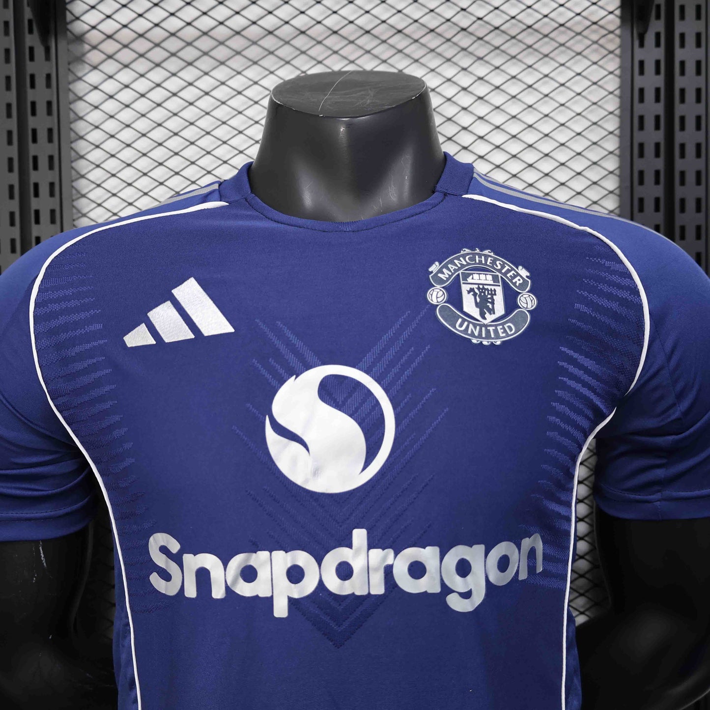 Maillot Edition Spéciale OG Marine Player Manchester United 2025-2026