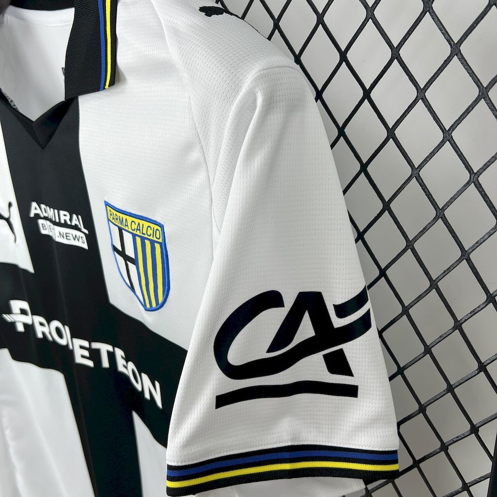 Maillot Domicile Parme 2025-2026