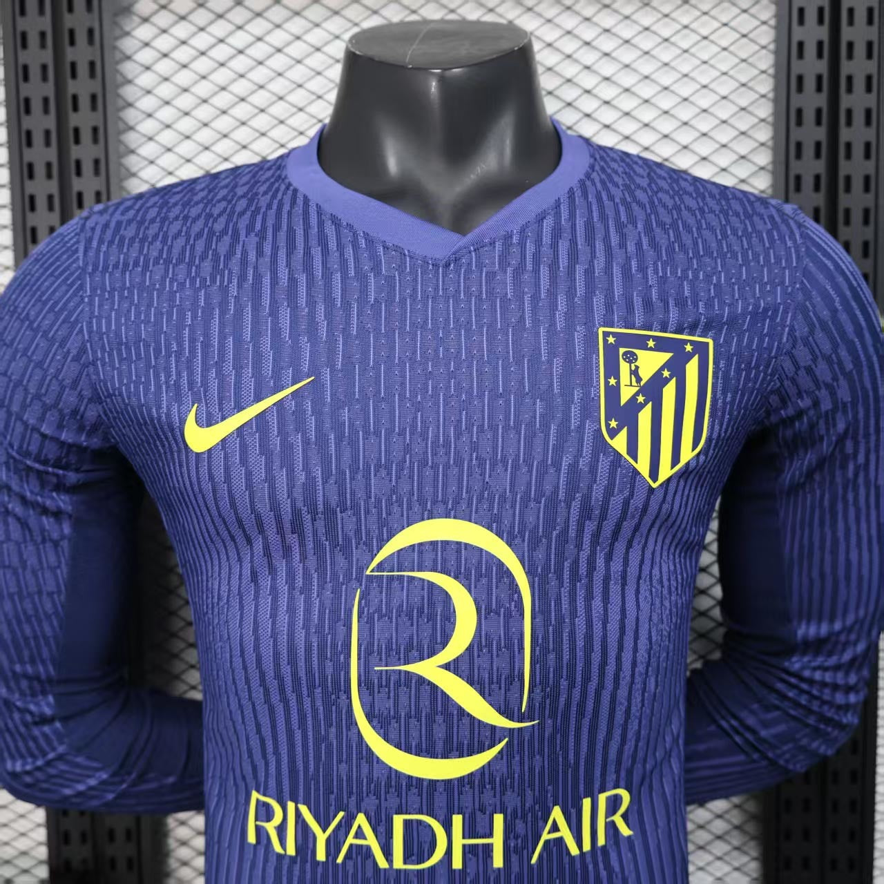 Maillot Exterieur Long Sleeve Player Manches Longues Atletico Madrid 2025-2026