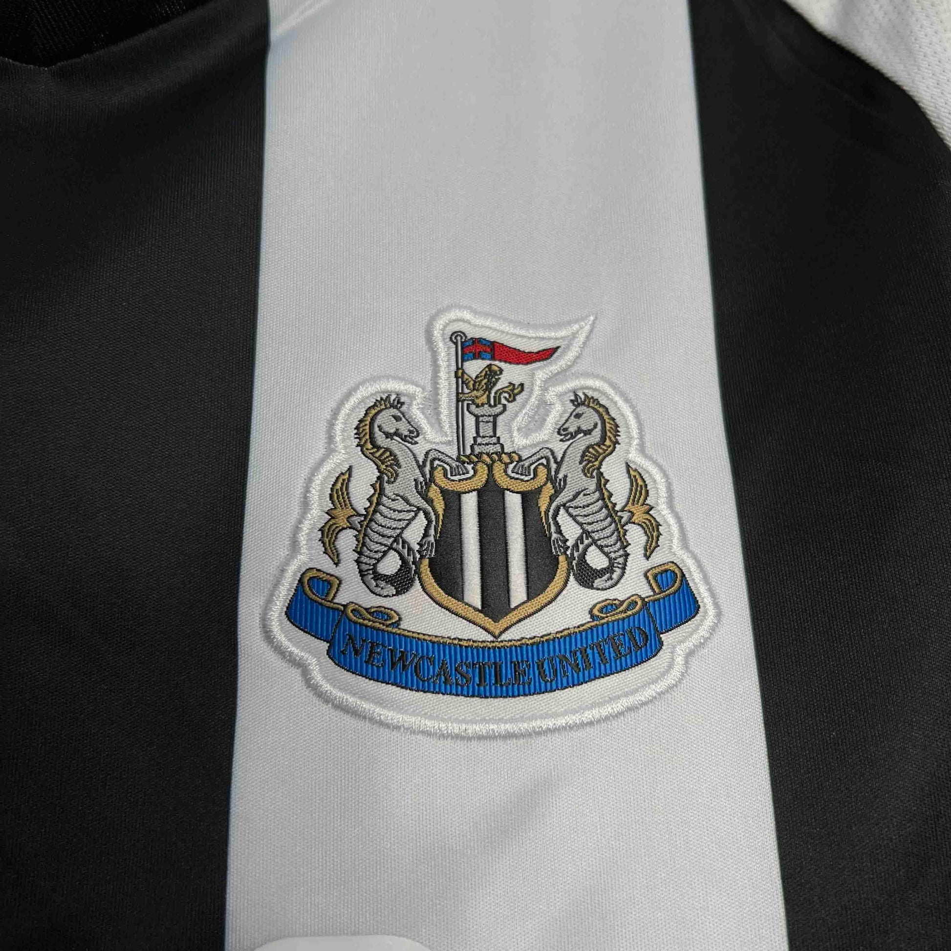Maillot Domicile Newcastle 2024-2025