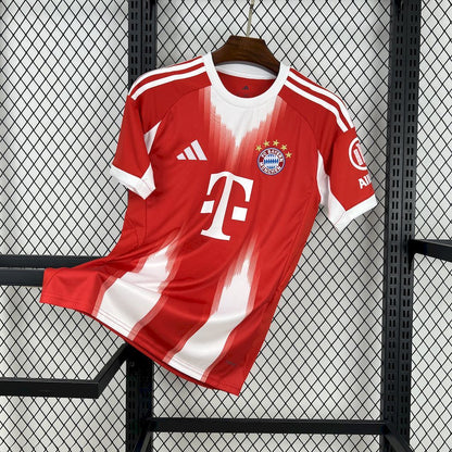 Maillot Domicile Bayern Munich 2025-2026