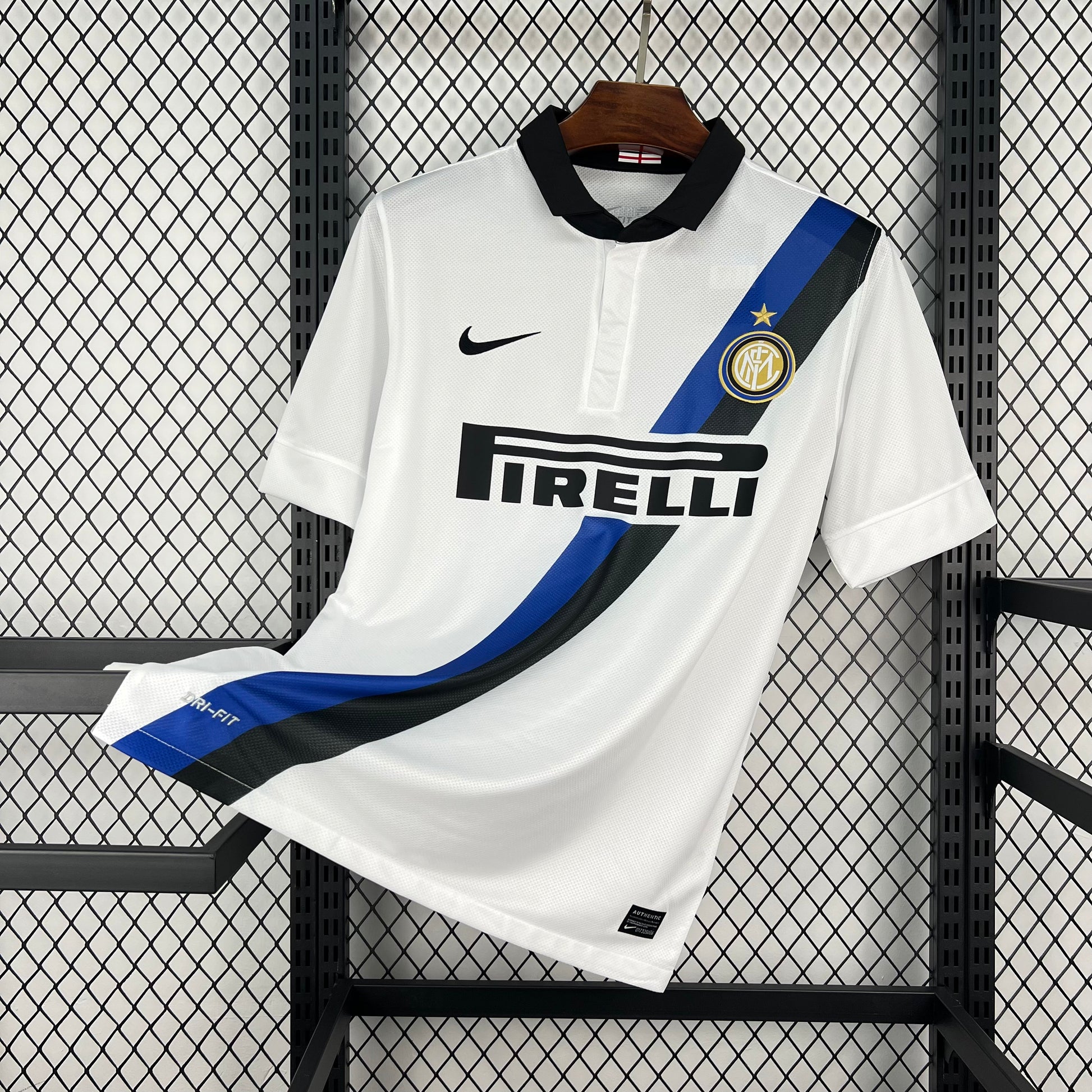 Maillot Exterieur Retro AC Milan 2011-2012