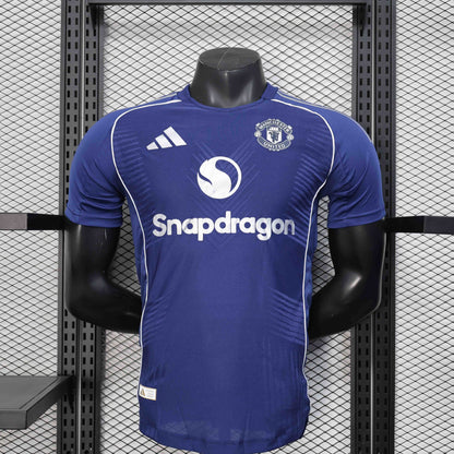 Maillot Edition Spéciale OG Marine Player Manchester United 2025-2026