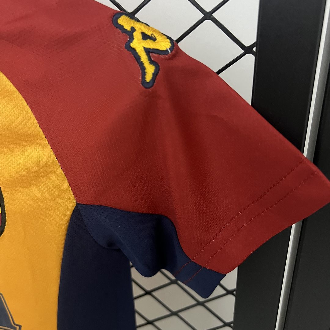 Ensemble AS Roma Domicile Retro Enfant 2001-2002