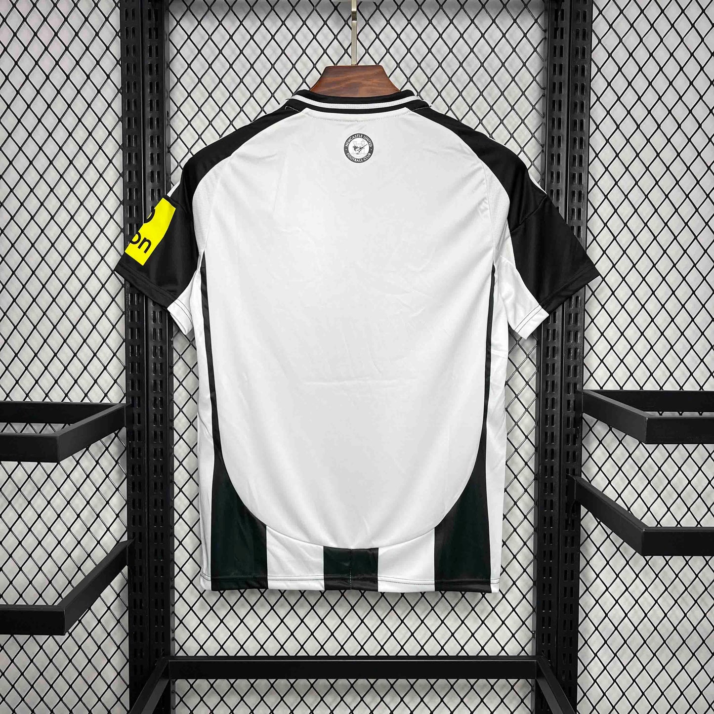 Maillot Domicile Newcastle 2024-2025