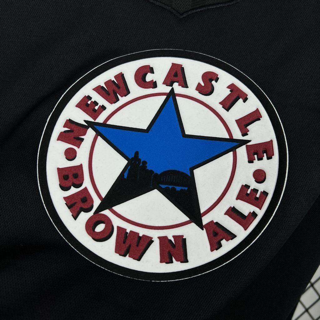 Maillot Entrainement Retro Newcastle 1995-1996