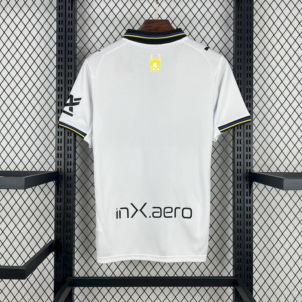 Maillot Domicile Parme 2025-2026