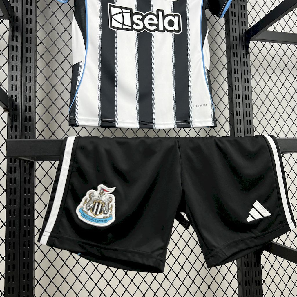 Ensemble Newcastle Domicile Enfant 2025-2026