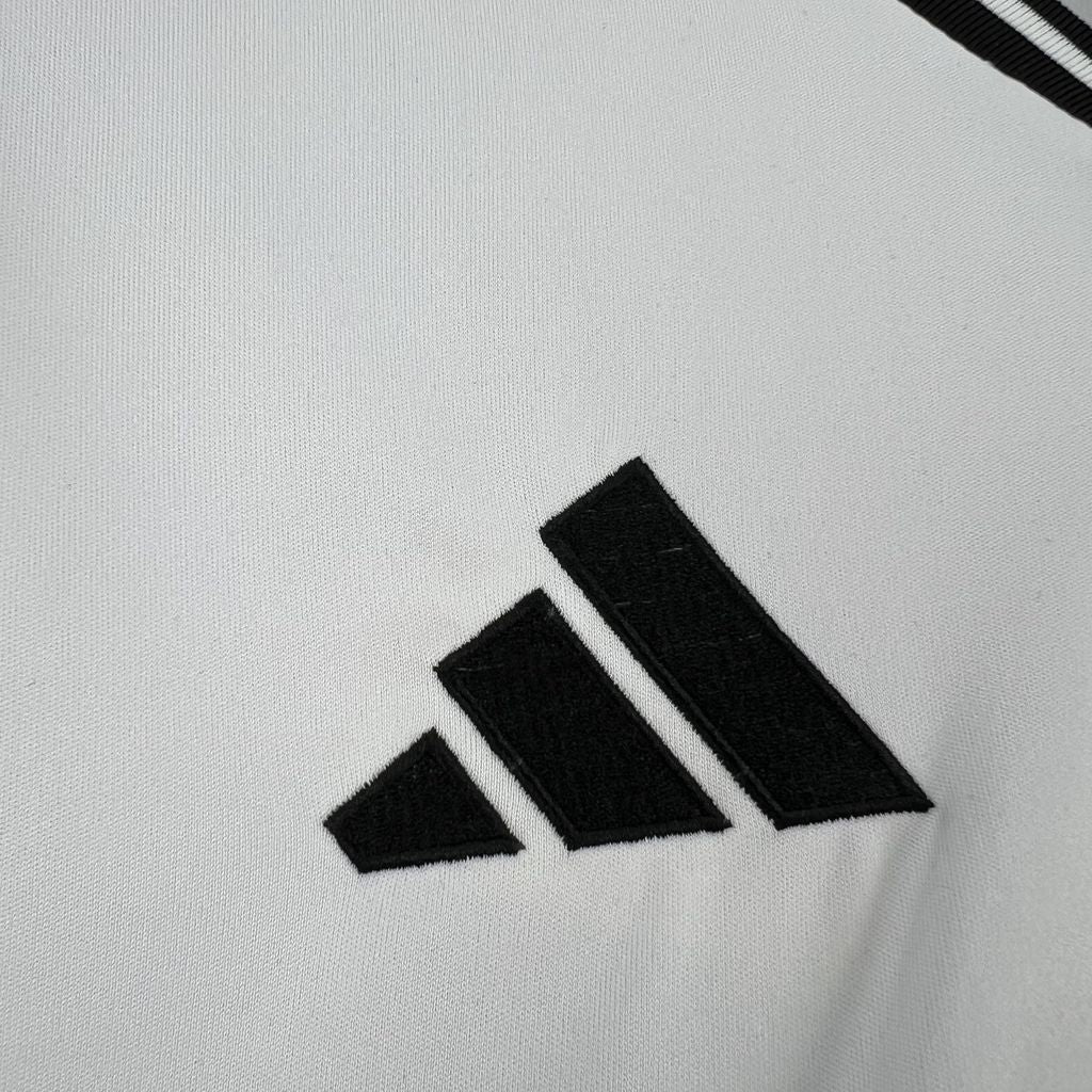 Maillot ? Real Madrid 2026-2027