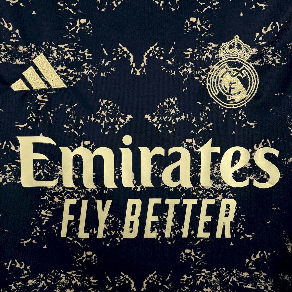 Maillot Black Real Madrid 2024