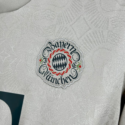 Maillot Edition Spéciale Oktoberfest Bayern Munich 2025-2026