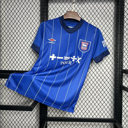Maillot Domicile Ipswich Town 2024-2025