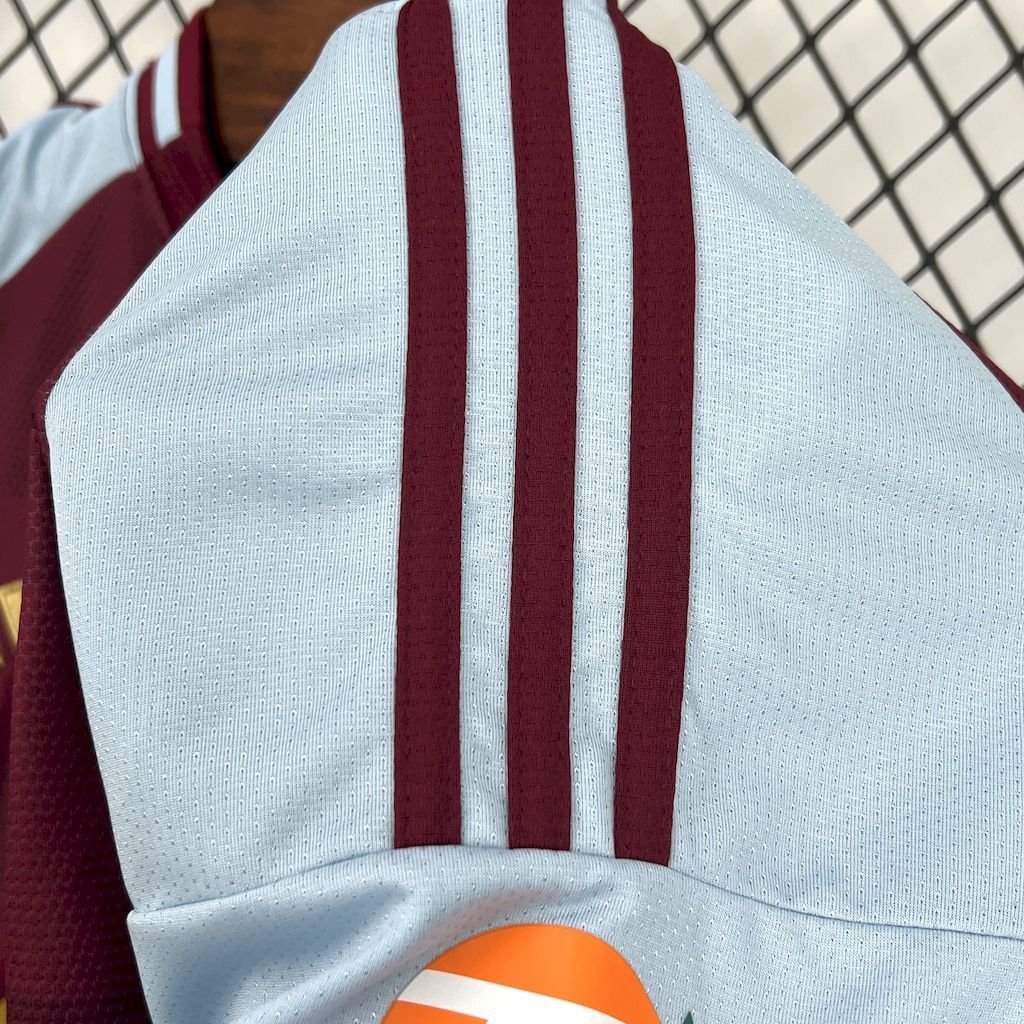 Maillot Domicile Aston Villa 2025-2026