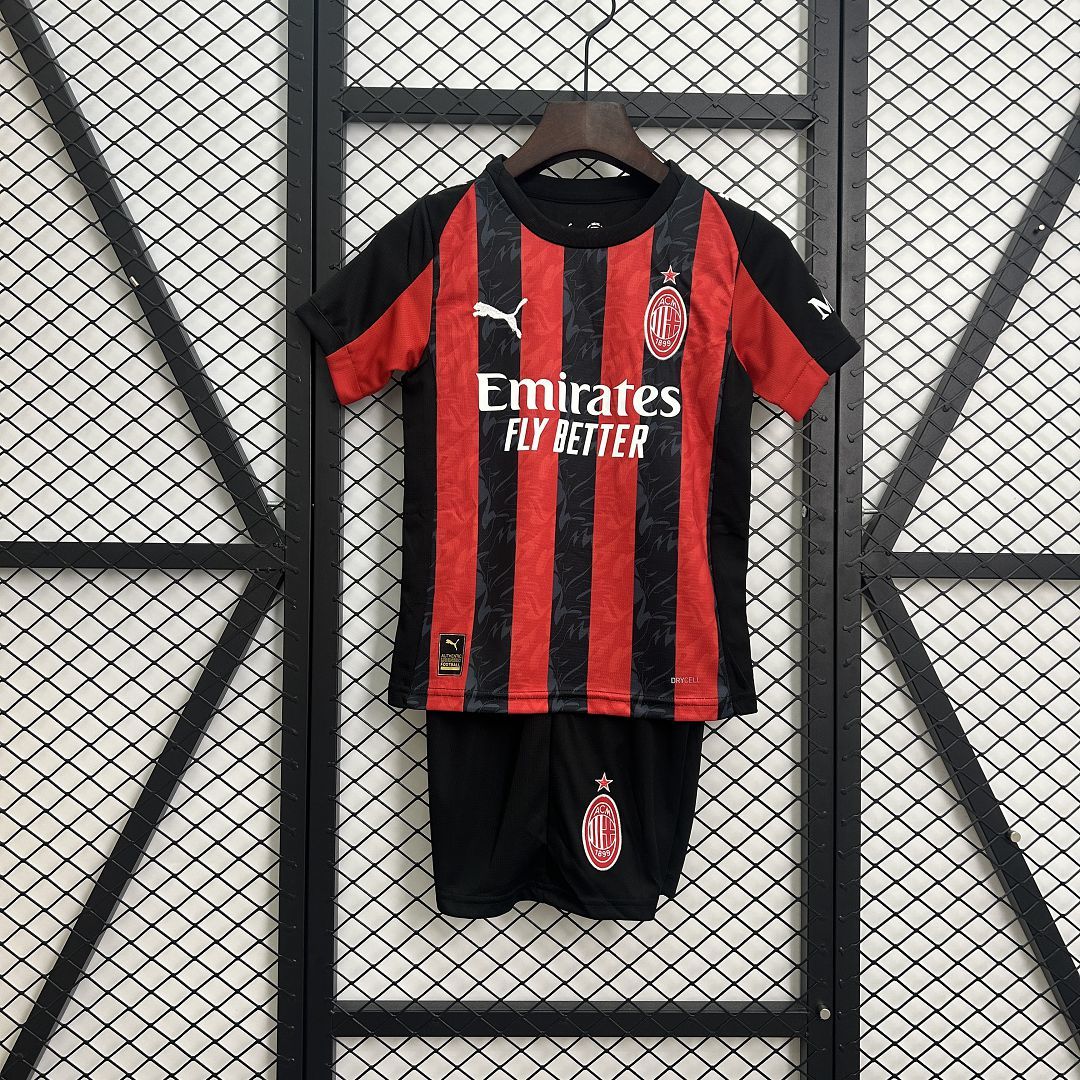 Ensemble AC Milan Domicile Enfant 2025-2026