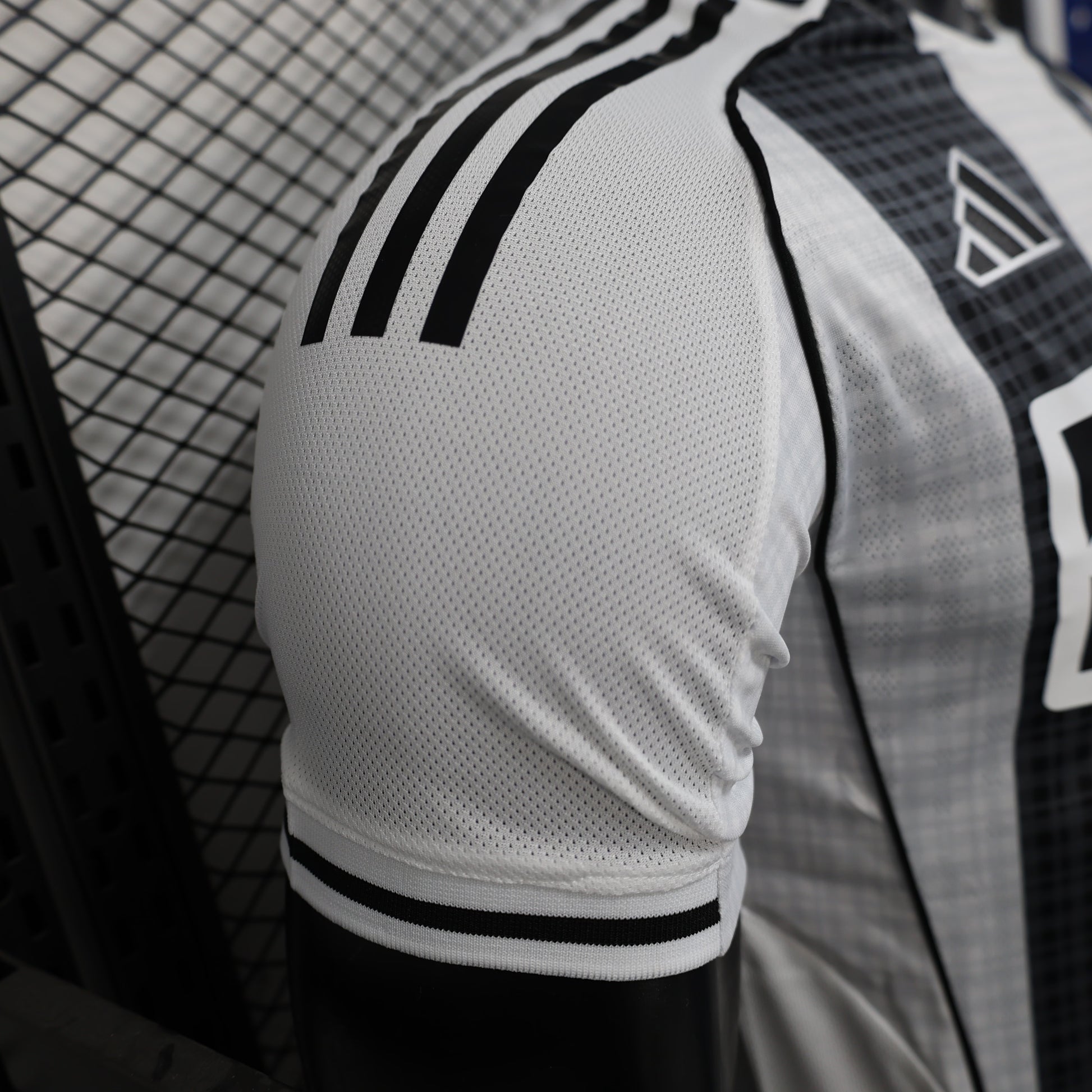 Maillot Domicile Player Newcastle 2025-2026