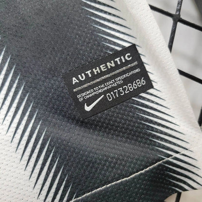 Maillot Domicile Retro Juventus 2011-2012