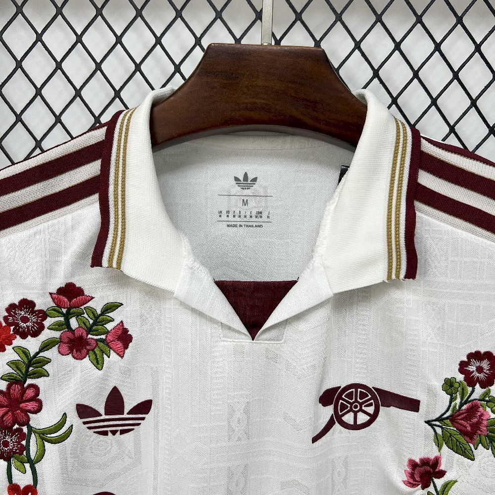 Maillot Edition Spéciale Floral Embroidery Arsenal 2025-2026