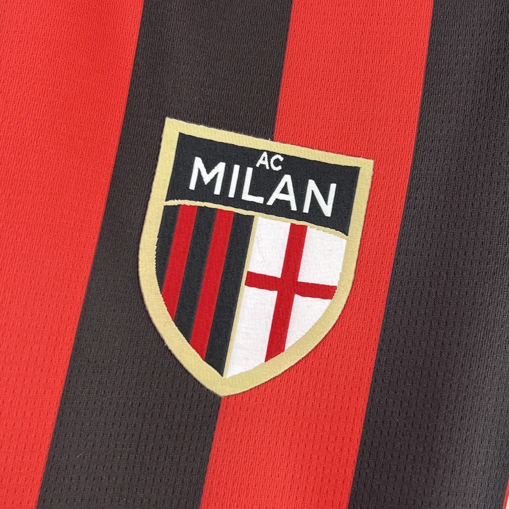 Maillot Retro AC Milan 2024-2025