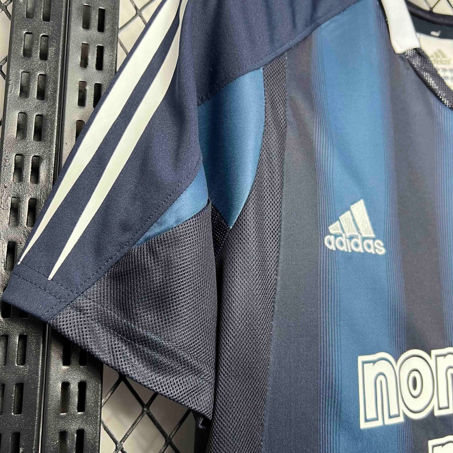 Maillot Exterieur Retro Newcastle 2004-2005