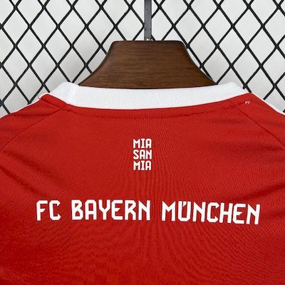 Ensemble Bayern Munich Domicile Enfant 2025-2026