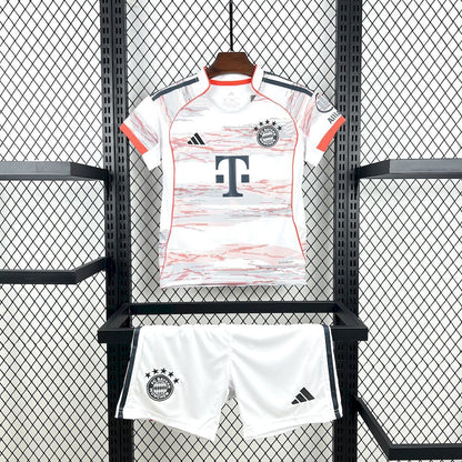 Ensemble Bayern Munich Exterieur Enfant 2025-2026