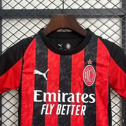Ensemble AC Milan Domicile Enfant 2025-2026