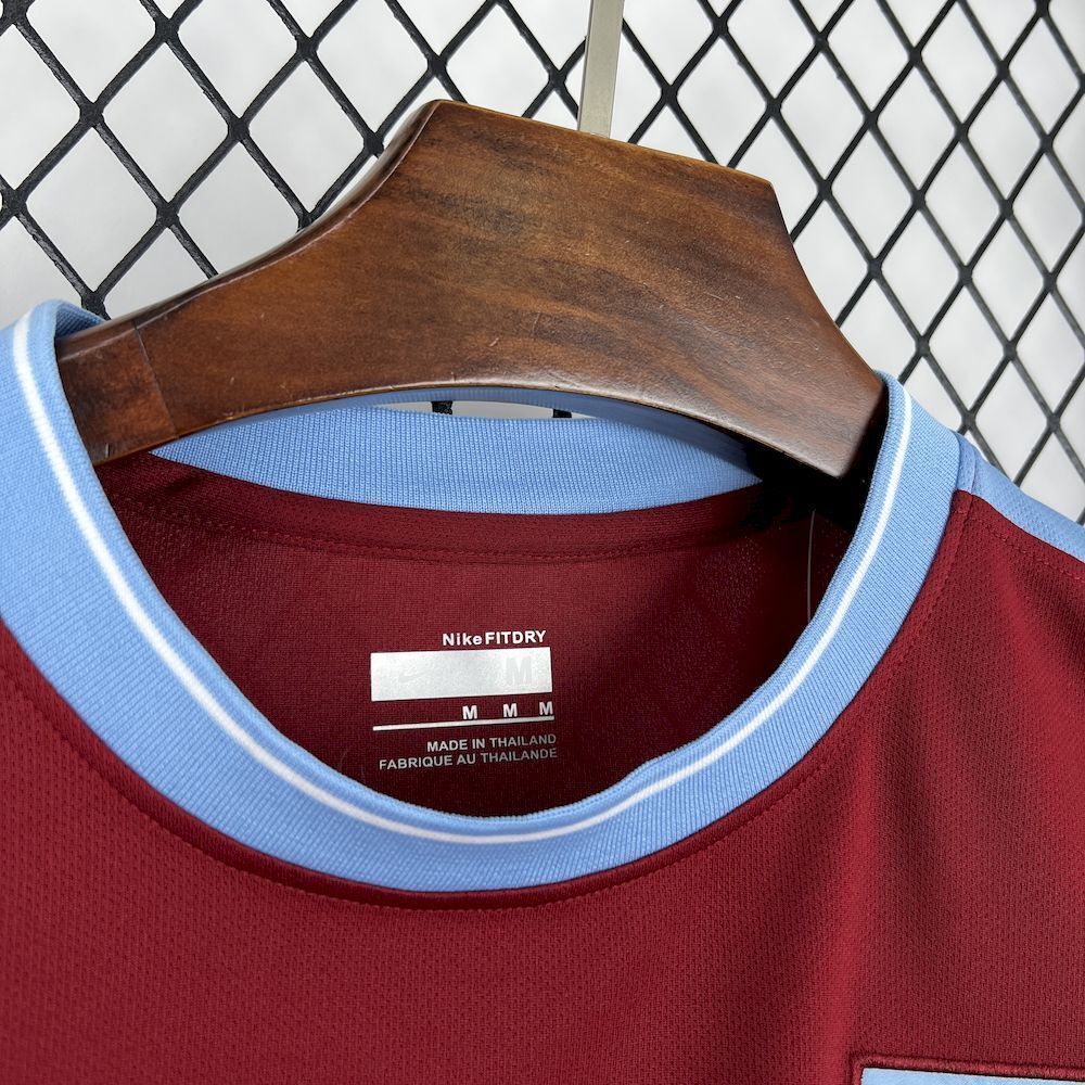 Maillot Domicile Retro Aston Villa 2009-2010