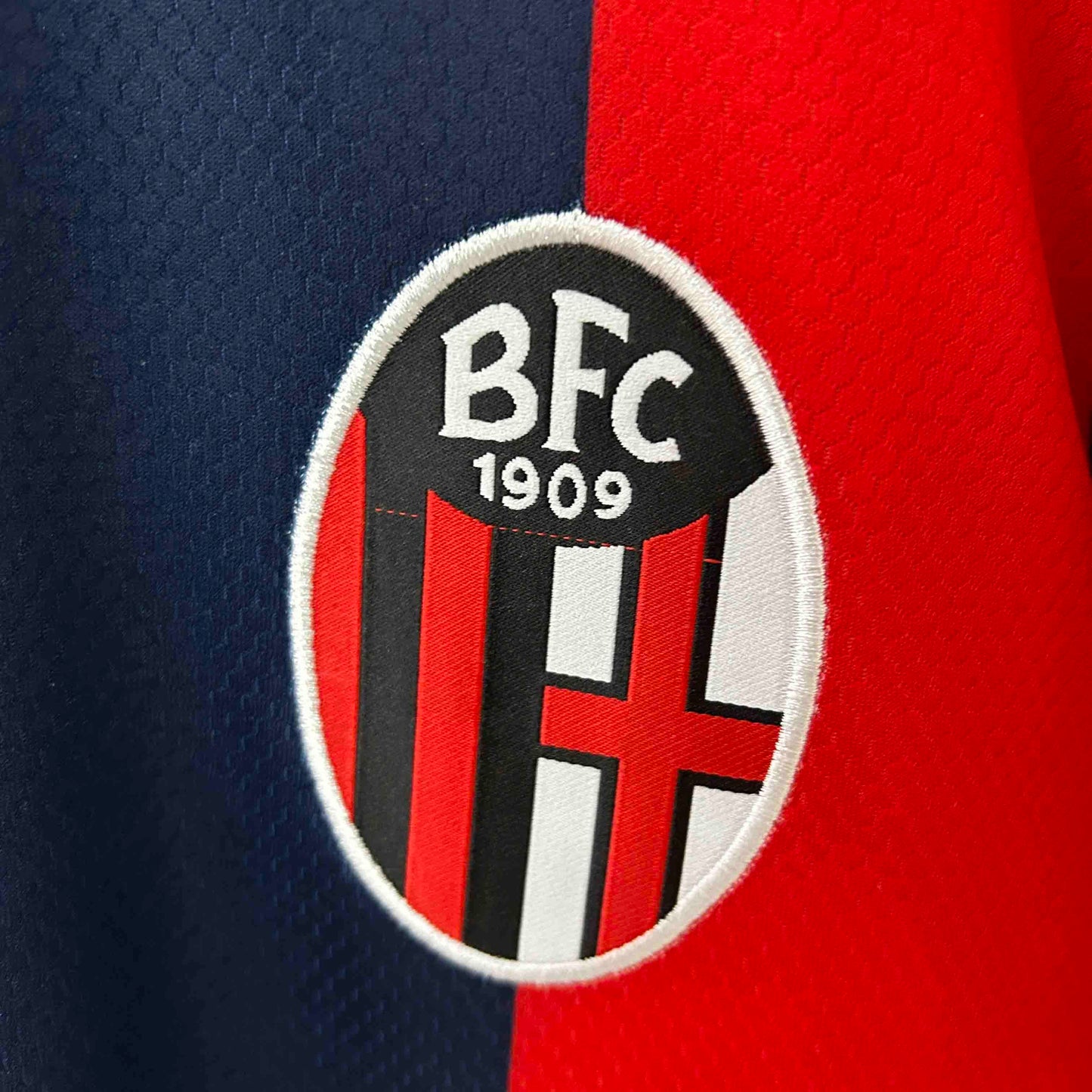 Maillot Domicile Bologne 2024-2025